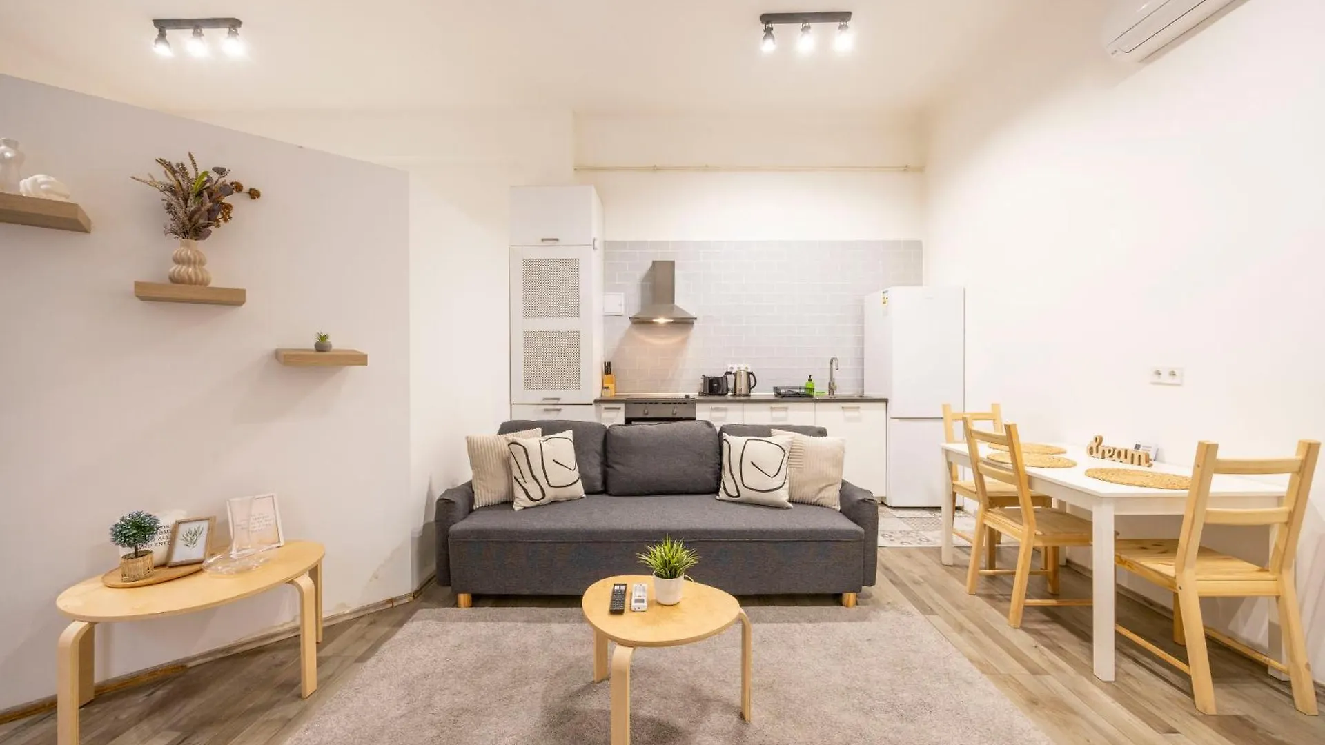 Central & Cozy Superior Terez Boulevard Apartment Budapešť Maďarsko